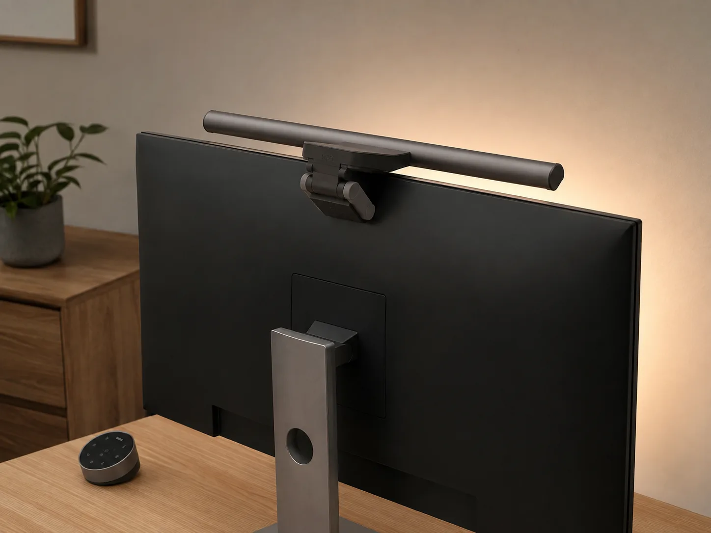 Alternate angle of ScreenBar Halo 2 on monitor